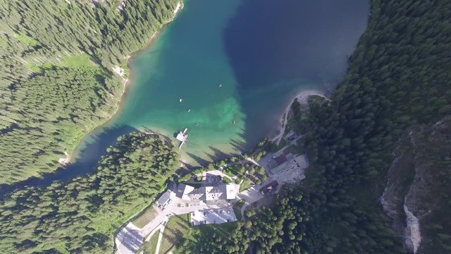 Lago di Braies, Croda del Becco, Lago Alpino, trentino Alto Adige Drone