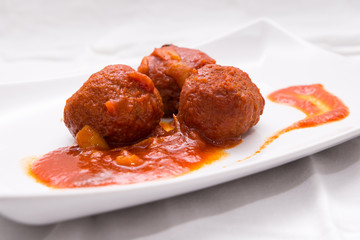 Meatballs with cheese and tomato egg
