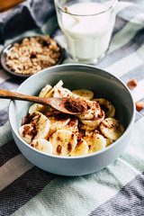 Bananes au chocolat en poudre pour un gouter sain