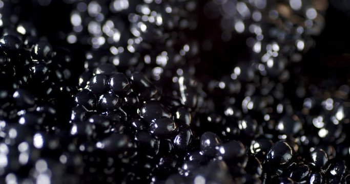 Grains fresh caviar will slowly rotate.