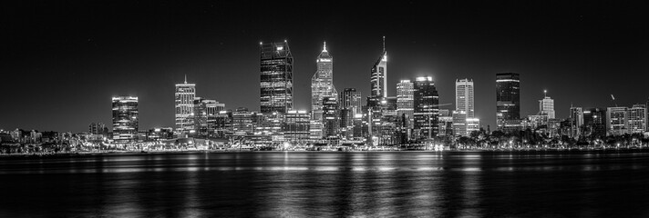 Fototapeta na wymiar Black and White Perth Panorama