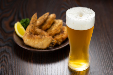 ビールと手羽先