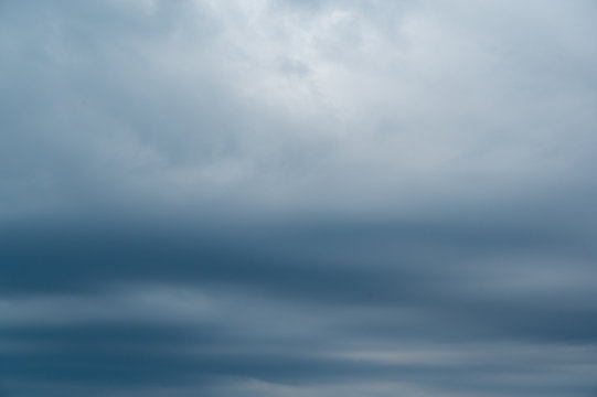 「雲り」の画像 - 5,672 件の Stock 写真、ベクターおよびビデオ | Adobe Stock
