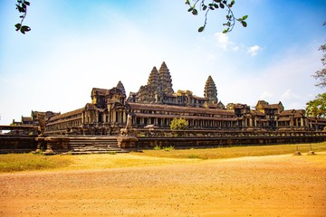 Fototapeta premium Piękny widok na świątynię Angkor Wat w Siem Reap w Kambodży.