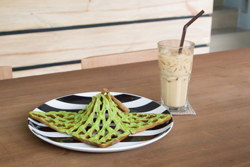 Hot green tea waffle