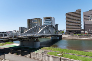 Obraz premium 狩野川と御成橋