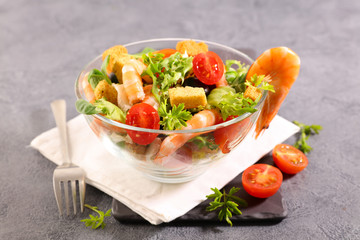 mixed vegetable salad with shrimp