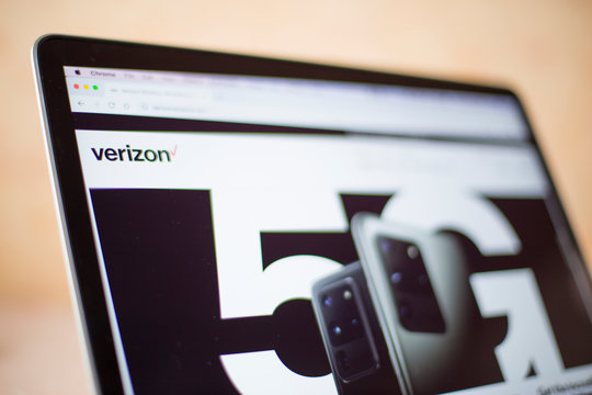 Verizon company web site on computer screen in Belgrade, Serbia. Verizon is a large American broadband and telecommunications company.