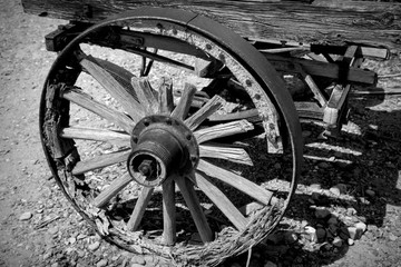 Fototapeta na wymiar Wagon Wheel in Black and white