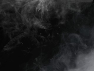 rook op zwarte achtergrond