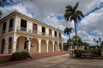 Fototapeta na wymiar Casa de culture, a cultural centre, at the main square, Vinales, Cuba