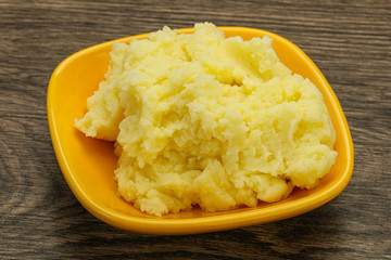 Mashed potato in the bowl