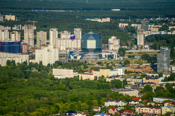 Obraz premium Minsk city panorama with balloon
