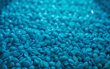 Blue wax granules