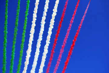 Frecce Tricolori italiane a Firenze, Italia il 26.05.2020. L'iniziativa dell'Aeronautica militare "abbraccio tricolore" sorvolerà tutte le regioni italiane in segno di solidarietà a causa del Covid 19