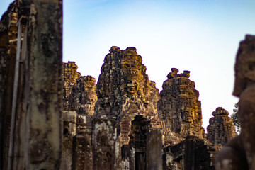 Fototapeta premium Piękny widok na świątynię Angkor Thom w Siem Reap w Kambodży.