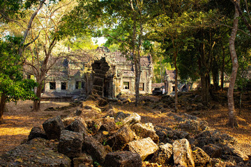Naklejka premium Piękny widok na świątynie Angkor Wat w Siem Reap w Kambodży.