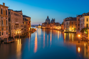 Naklejka na ściany i meble ベネチア本島の夜景
