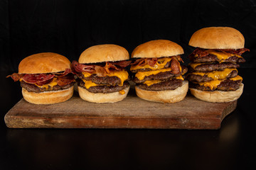 Hamburguesas distintos tamaños