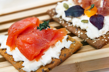 Sandwiches made from crispbread and cottage cheese.