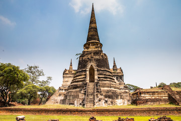 Fototapeta na wymiar Wat Phra Si San Phet, a Buddhist temple of archaeological park, Ayutthaya, Thailand