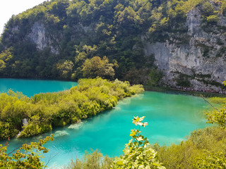 Fototapeta na wymiar Turquoise lake in the Plitvice lakes National Park, Croatia