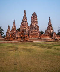 Fototapeta premium Wat Chaiwatthanaram temple in Ayutthaya Historical Park, Thailand