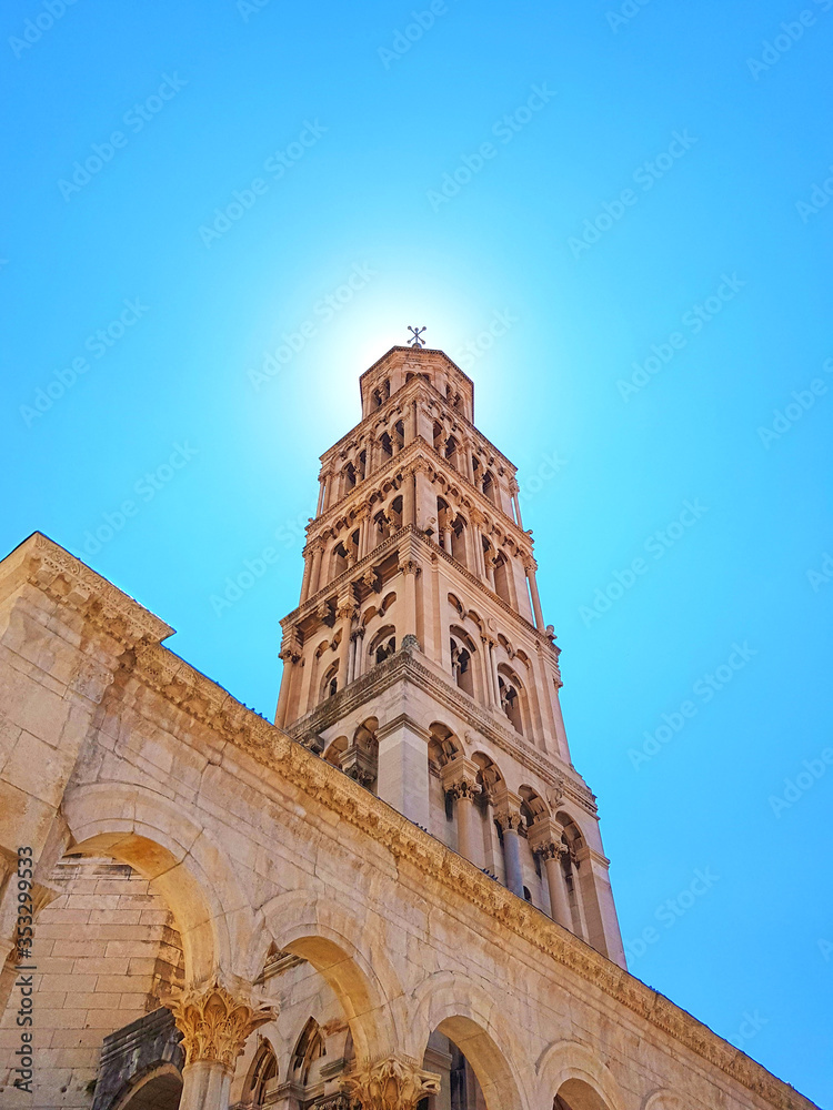 Wall mural Exterior design and decoration of Diocletian's Palace on a sunny day in Split, Croatia