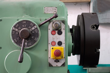 close up handle control chuck emergency button of lathe machine