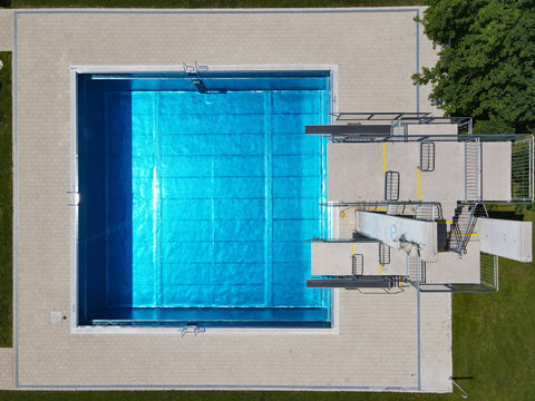 Sprungturm Freibad Linz