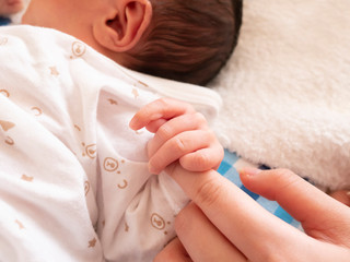 新生児　赤ちゃん　ボディパーツ　手