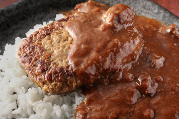 ハンバーグカレー
