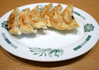 モチモチの焼き餃子