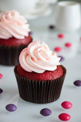 Fruit cup cakes prepared with a special presentation.