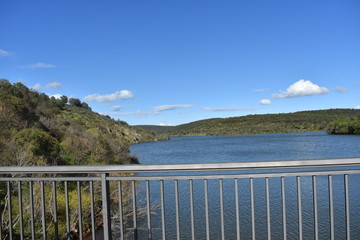 Obraz na płótnie Canvas Vista del pantano del río Dañador en Venta de los Santos (Jaen)