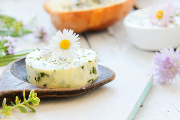 Kräuterbutter Wildkräuter Butter Kräuter selber machen