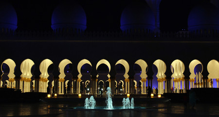 Sheikh Zayed Mosque, Abu Dhabi, UAE. Beautiful night view.