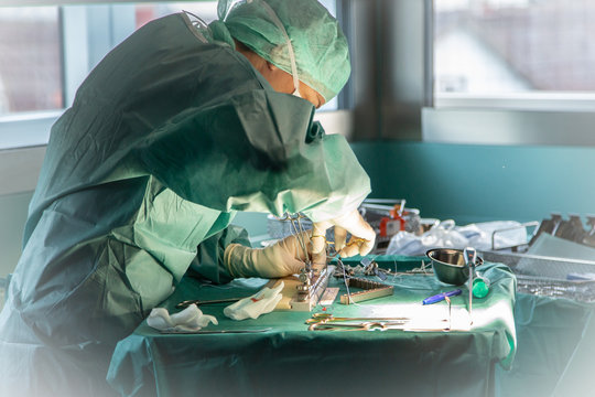 Operationsassistenz Knieoperation
