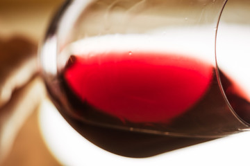 dégustation de vin rouge