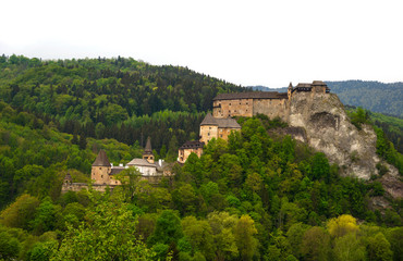 Fototapeta na wymiar Beautiful Slovak Orava castle in the spring