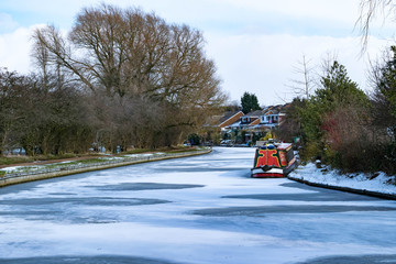 Leeds to Liverpool canal frozen in winter at Blackburn, Lancashire, England