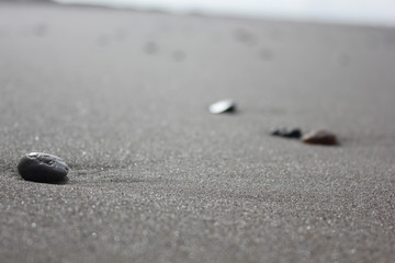 Ruhe der Natur - Steine im Sand