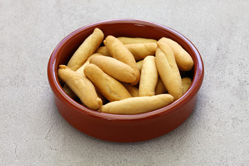 picos, traditional spanish breadsticks