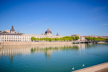 Quais du Rh&ocirc;ne et Grand H&ocirc;tel-Dieu de Lyon