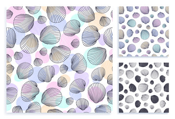 Seamless set pattern. Vector Illustration of hand drawn seashells in doodle style. Beach design.