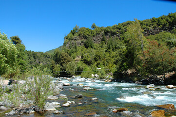 Parque nacional Radal Siete Tazas Curicó sur De Chile cascadas bosque nativo naturaleza río aguas...