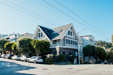 Fototapeta na wymiar Typical houses in Marina neighbourhood, San Francisco, California