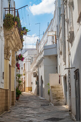 Alleyway. Mottola. Puglia. Italy. 