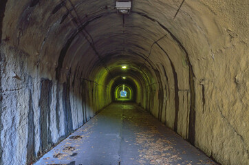 Fototapeta na wymiar トンネル