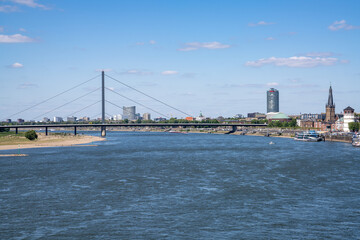 Fototapeta premium Rhein in Düsseldorf